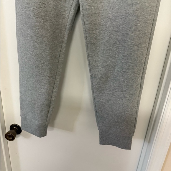 The RL Fleece Logo Jogger Pant
Polo Ralph Lauren - Picture 3 of 5